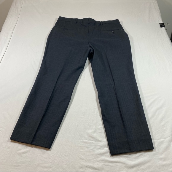 Kenneth Cole Men’s Blue Suit made in the USA 3 button closure blazer - Picture 15 of 16